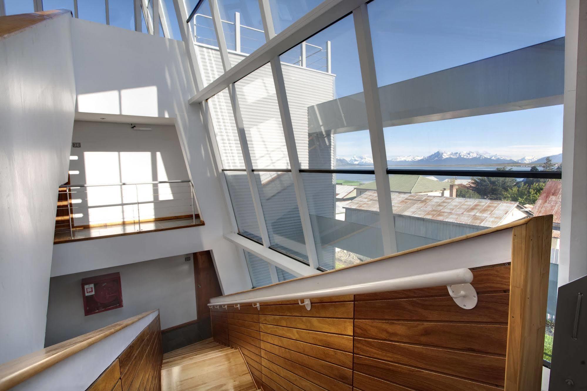 Hotel If Patagonia Puerto Natales Exterior photo
